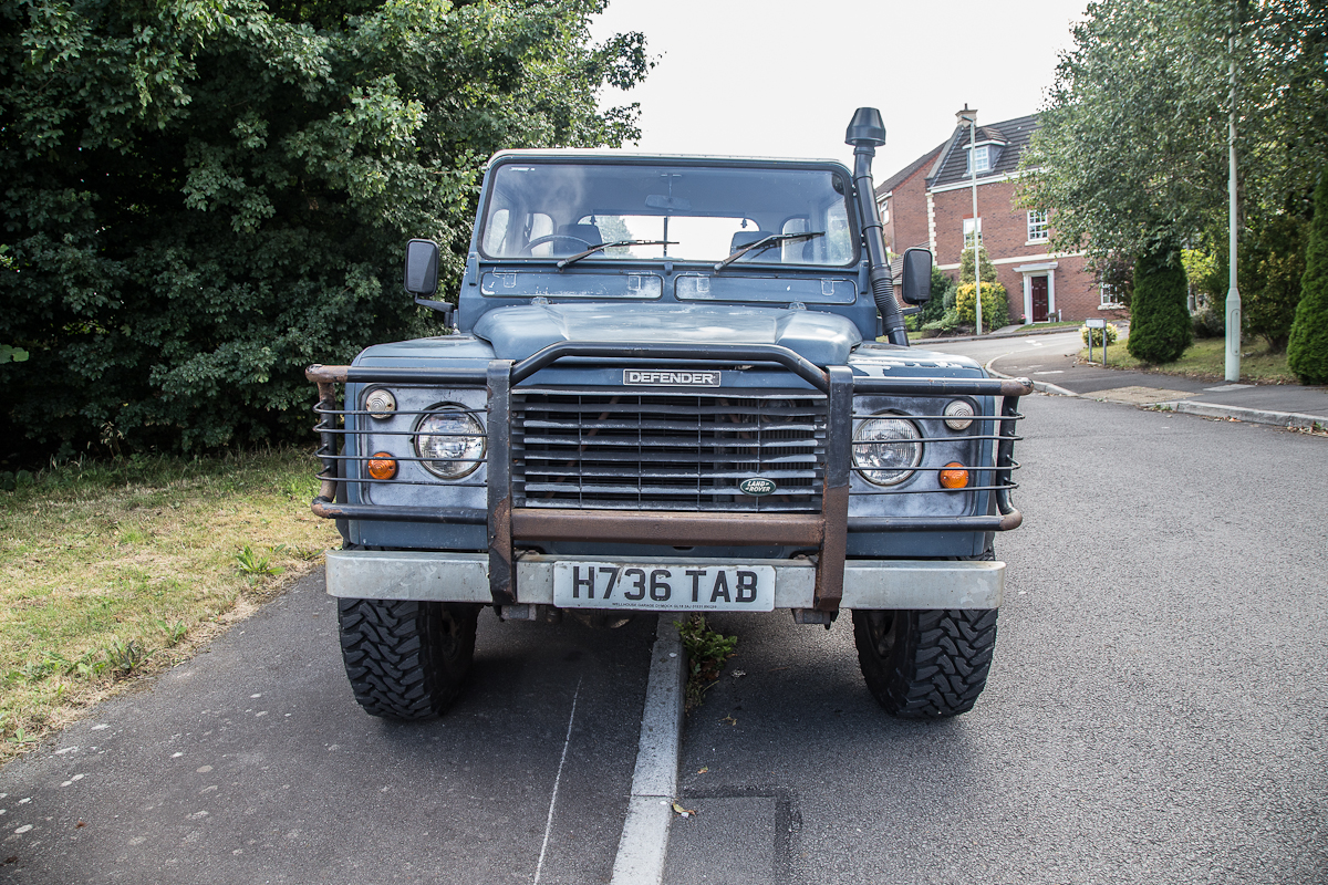 Land Rover Defender