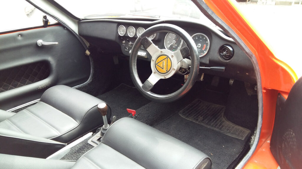 Ginetta G15 dashboard